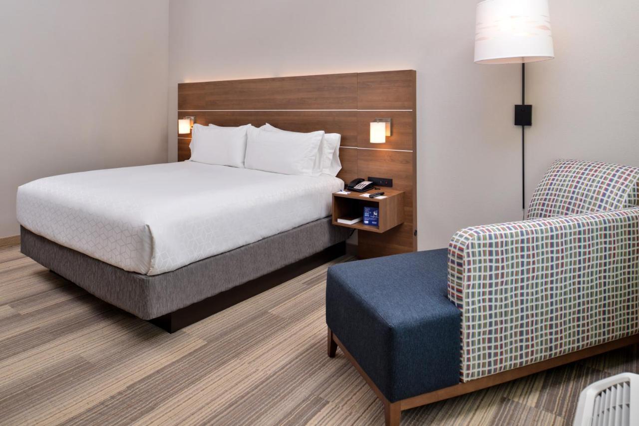 Holiday Inn Express Melbourne West By Ihg West Melbourne Buitenkant foto